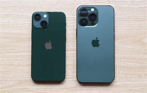 First Looks The New Green Finishes Of The Iphone 13 Pro And Iphone 13