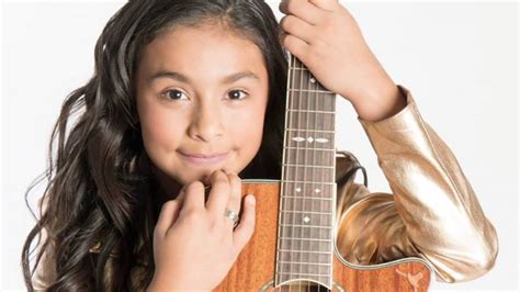 Austin Girl Mia Garcia Makes History With Win At Tejano Music Awards