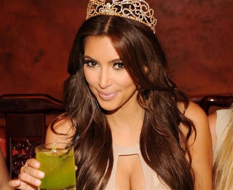 Only My Wepaper Kim Kardashian Bachelorette Party