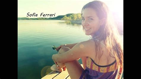 Sofia Ferrari Catalina Entre Las Olas Youtube