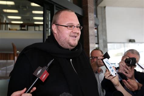 megaupload founder kim dotcom can be extradited to the u s a new zealand court rules