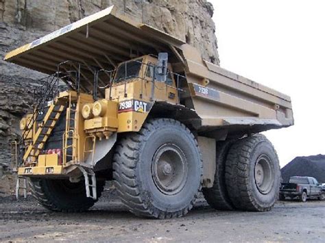 This lot of 793d haul trucks is offered by the owner as used surplus from a repo. 1996 Cat 793 - Off Road Trucks - JARP Equipment