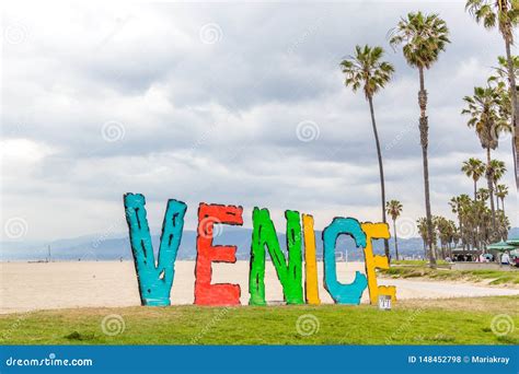 Muestra De La Playa De Venecia En La Playa De Venecia En Los Angeles California Foto De Archivo
