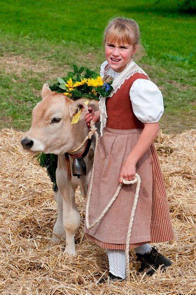 Костюм Швейцария Swiss Alps Animals Alps