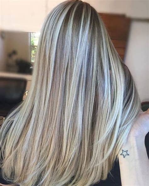 There are many contrasting hues that can make a style pop such as blonde, reds, purples the highlights are throughout the entire head. 1001 + Ideas for Brown Hair With Blonde Highlights or Balayage