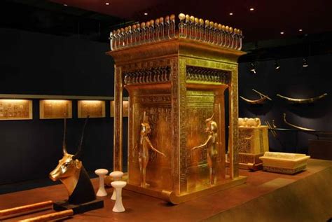 Il Fantastico Tesoro Di Tutankhamon In Immagini E Video Archeologia Di