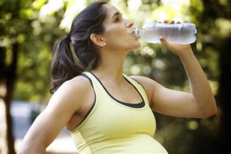 Ocho consejos para afrontar el calor durante el embarazo bebés Ejercicios para embarazadas