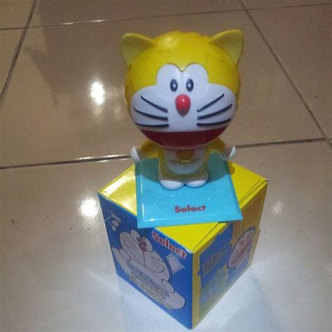Larangan bagi warga indonesia adalah perintah. Doraemon asal adalah robot bertelinga dan berwarna kuning ...