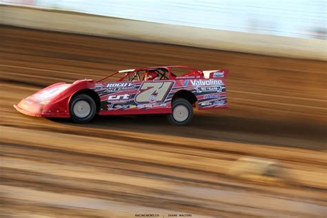 Dirt Late Model Hall Of Famer Delmas Conley Picks Up First Win Of 2018