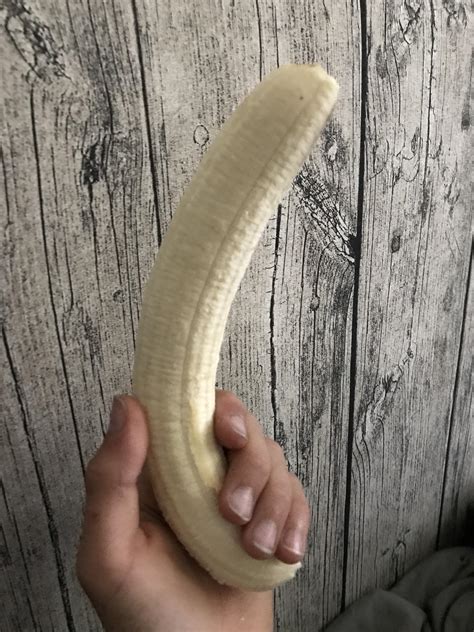 This Overly Large Banana Rmildlyinteresting