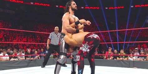 10 Wrestlers That Tried A New Finisher And It Worked