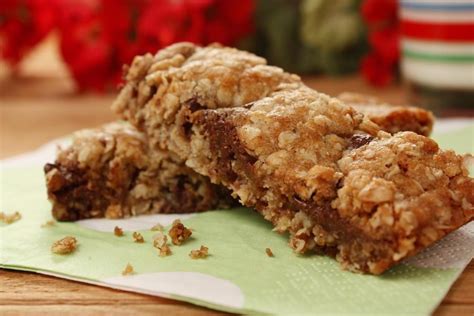 Every diabetic patient needs to take care their food intake in a strict way. Diabetic Oatmeal Bars Recipe | DiabetesTalk.Net