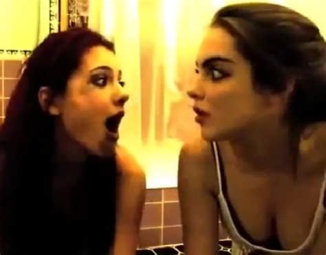 Pictures Showing For Ariana Grande Elizabeth Gillies Porn Fakes