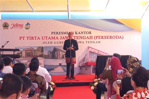 Momen Ganjar Pranowo Resmikan Kantor Baru Pt Tirta Utama Jawa Tengah