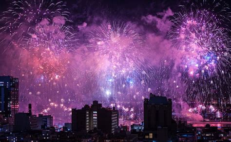Fireworks Over New York City Stock Photo Image Of Jill Celebrate