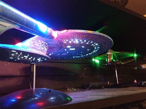 Star Trek Uss Enterprise D Snap Science Fiction Plastic Model Kit
