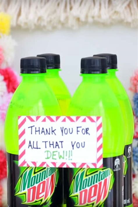 Our personalized party favors are offered at a great price! EASY DIY Gifts For Friends! BEST & CHEAP Gift Ideas To ...