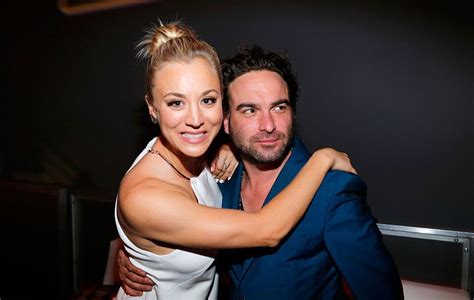 Friendship Goals Kaley Cuoco And Johnny Galecki Bonded After Their Breakup