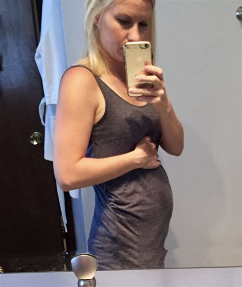 9 Weeks Pregnant Belly Huge Pregnantbelly