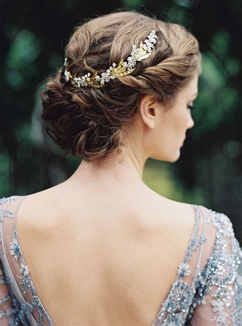 Not to mention, if you're doing your own hair for your wedding, simple 'dos can be a saving grace. The Perfect Bridal Accessories | Wedding Ideas | Oncewed.com