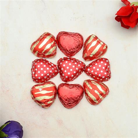 Heart Shape Handmade Chocolate 9 Pcs Chocolates On Boss Day