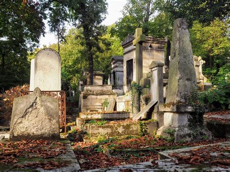 The final resting place of many of the city's most notable citizens. Paris Must-Do: Pere Lachaise Cemetery - Momentum Travels