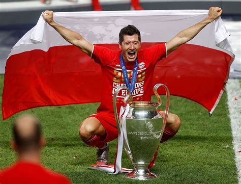 „lewy mówił o swojej popularności, sile obecnej kadry, a także o sobotnim finale ligi mistrzów. Robert Lewandowski Piłkarzem Roku UEFA. Oto jego wszystkie ...