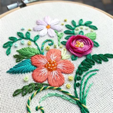 Modern Hand Embroidery Designs Flowers Hibrida Designs