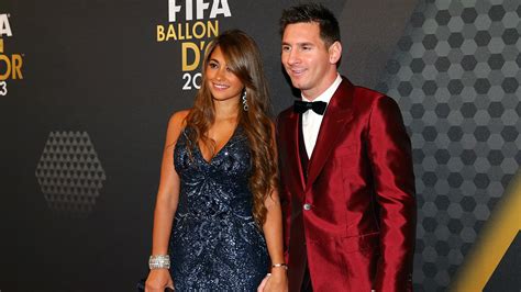 Who Is Antonella Roccuzzo Everything You Need To Know About Lionel