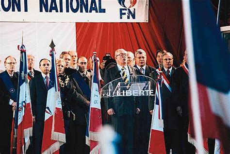 Front National Fn Larousse