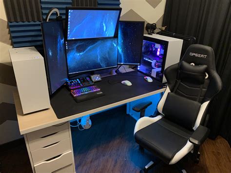 My Compact Dual Pc Setup Thoughts Left Monitor Is Back To Horizontal