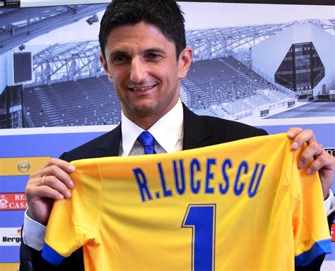 Gezinti kısmına atla arama kısmına atla. INTERVIU EXCLUSIV | Razvan Lucescu: "Hagi l-a facut pe ...