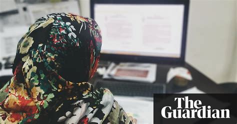 Islamophobia Holding Back Uk Muslims In Workplace Study Finds