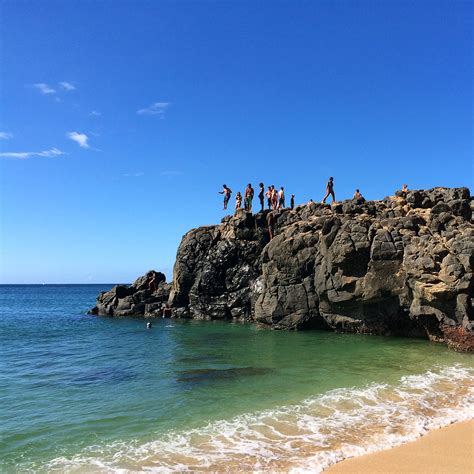 North Shore Oahu Snorkeling And Cliff Jumping