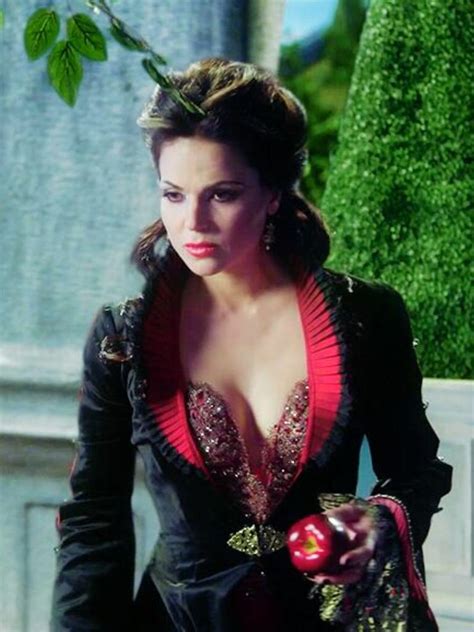 FLAWLESS PERFECTION Evil Queen 302 Lost Girl Lana Parrilla Once