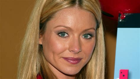Kelly Ripa Doesnt Have Fond Memories Of Her Early Days At Live News