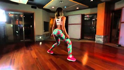 Lexy Panterra Vuelve A Revolucionar El Mundo Del Twerking Con El Lex Twwerk Out Video