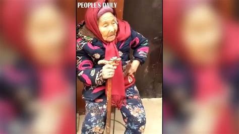 107 Year Old Mother Gives Candy To 84 Year Old Daughter Her Reaction