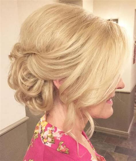 50 Ravishing Mother Of The Bride Hairstyles Mother Of The Bride Hair Hair Styles Mom Hairstyles