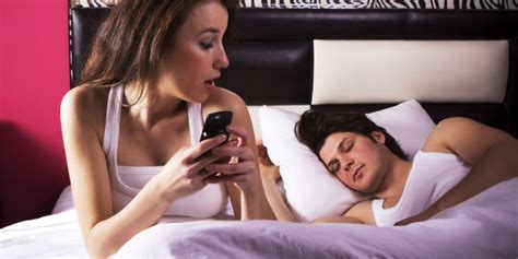 Is Sexting Cheating 17 Bustle Readers Experts Define Infidelity