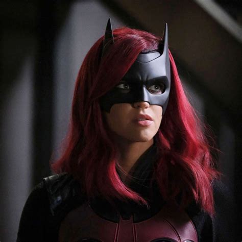 ruby rose exits history making lgbtq batwoman role after 1 season good morning america