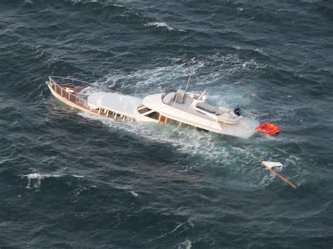 Coast Guard Rescues Two From Sinking Yacht In Washington Photos Gcaptain