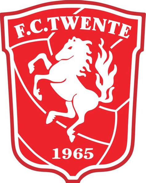 The club was formed in 1965 by the merger of 1926 dutch champions, sportclub enschede and enschedese boys. FC Twente bindt gewilde jeugdspelers | FC Twente | tubantia.nl