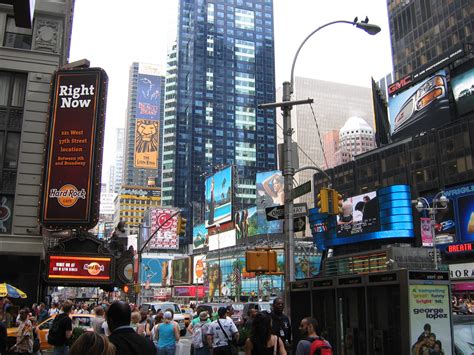 Filetimes Square New York City Flikr 5 Looking North Wikimedia