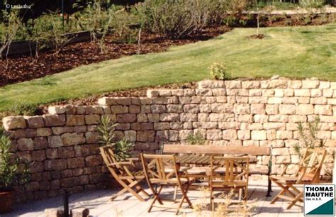 Wenn die rechtlichen voraussetzungen für den bau der. Steinmauer | Steinmauer garten, Gartengestaltung und Garten