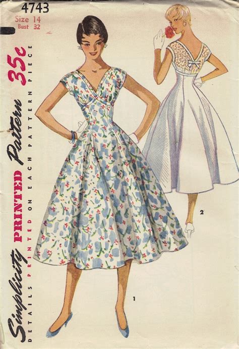 1950s Swing Dress Simplicity Sewing Pattern Full Circle Skirt