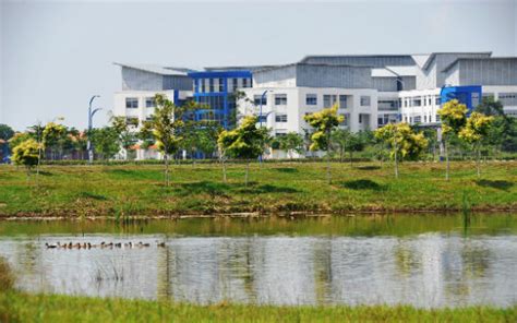 The universiti malaysia kelantan is a public university in kelantan, malaysia. Profile Universiti Malaysia Kelantan (UMK) - Where To ...