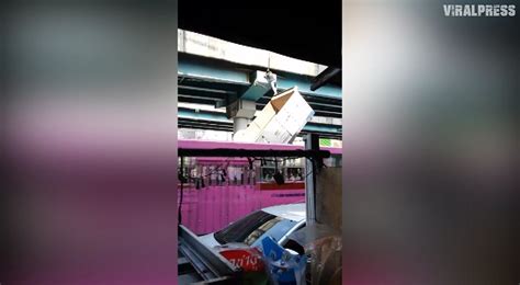 Truck Driver Rescues Kitten Stuck On Bridge Video Dailymotion