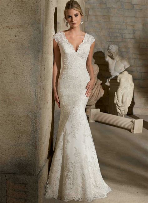 Ivory Lace Wedding Dress Buttons Down The Back V Neck Sleeveless Cap
