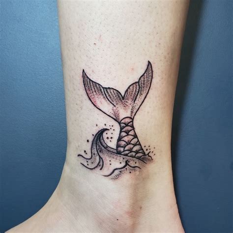 Tattoo Uploaded By Keron Mchugh • Whipshading Mermaid Tail And Wave • 1273020 • Tattoodo
